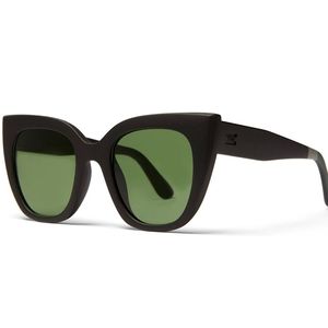TRAVELER Sydney Matte Black | Green Lens sunglas